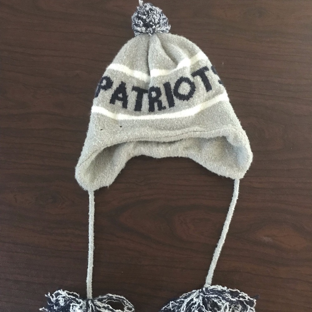 New England Patriots Pom Pom winter hat.